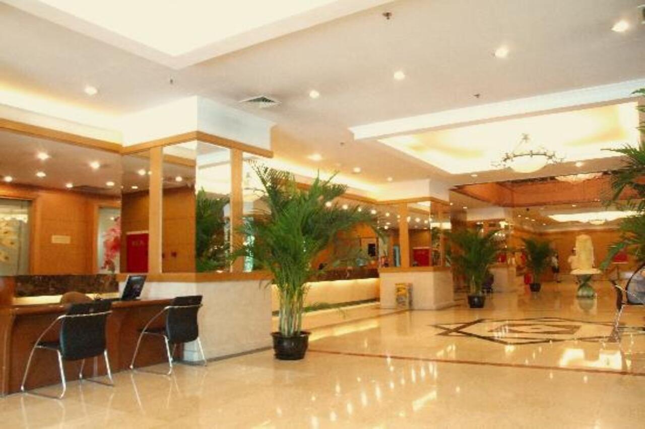 Garden City Hotel Chengdu Exterior photo