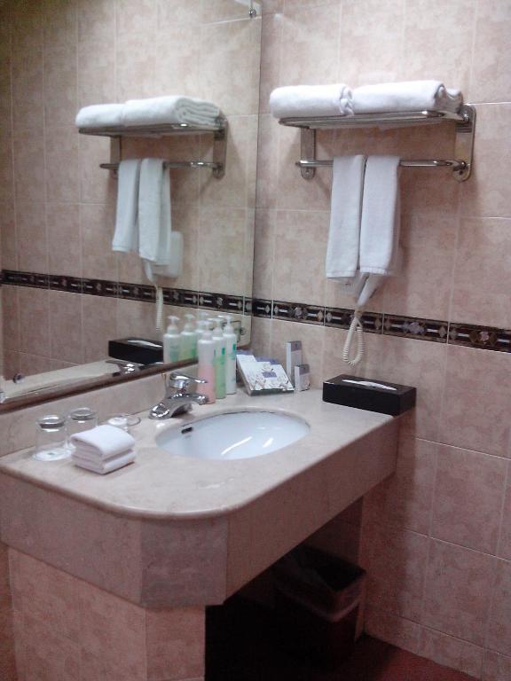 Garden City Hotel Chengdu Room photo